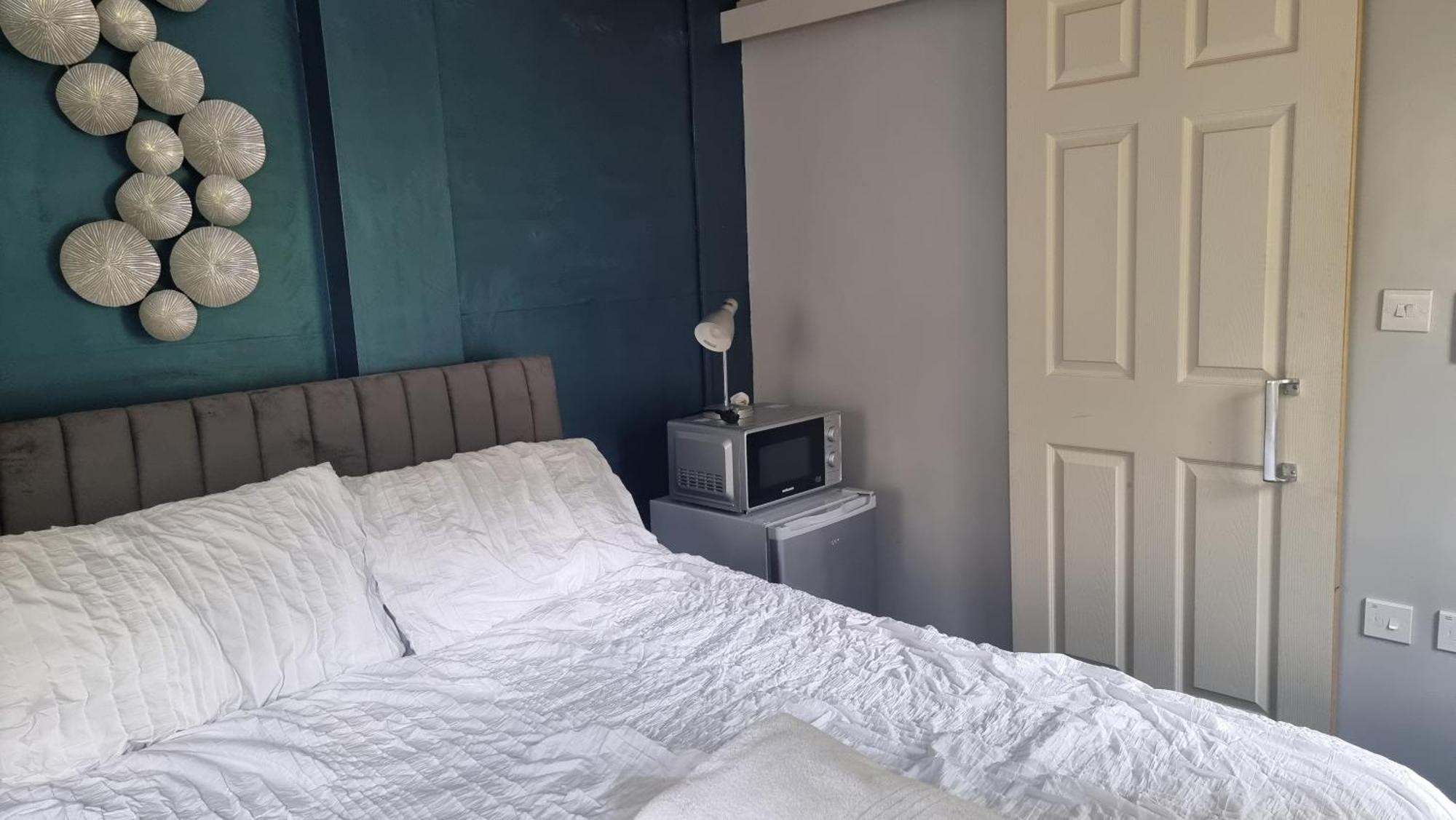 Bed and Breakfast Glebe House, Private Entrance, Free Parking On Drive, Self Check In, Netflix Ashford  Exterior foto
